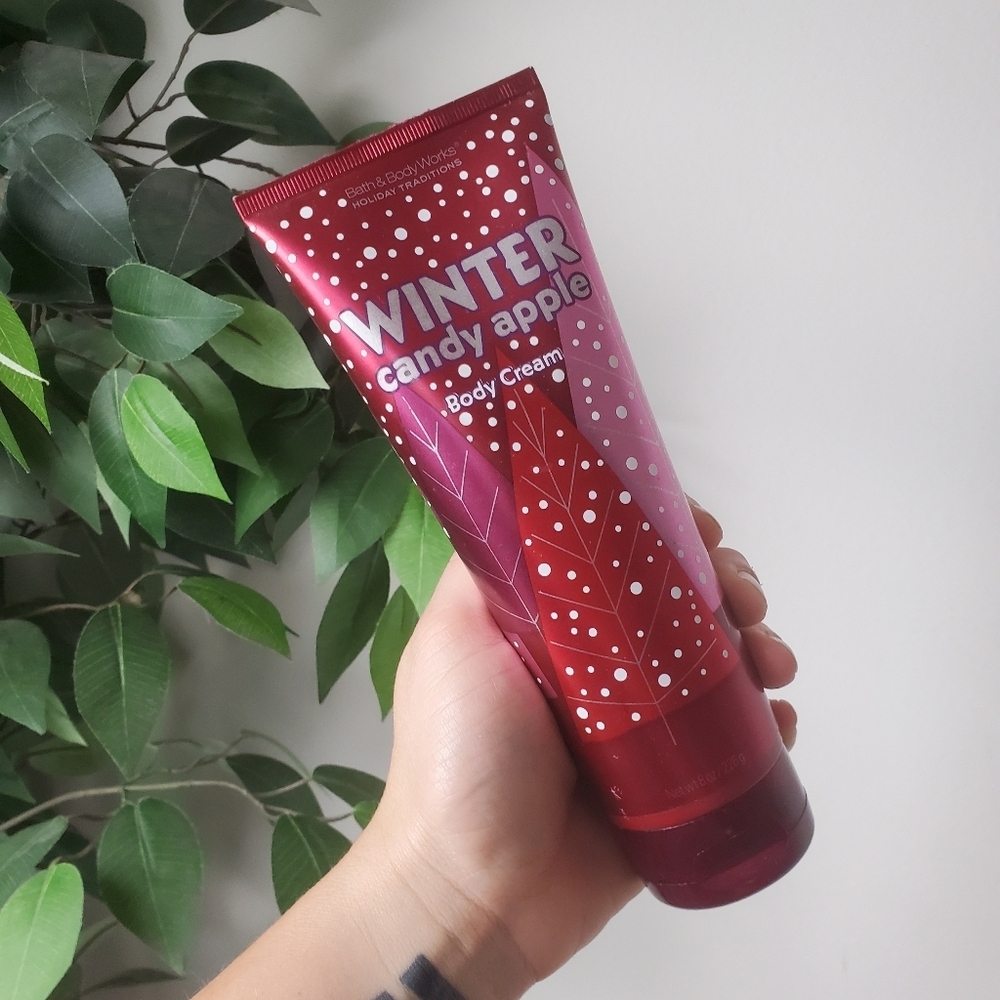 Bath and Body Works Winter Candy Apple Body Cream 8 oz New
